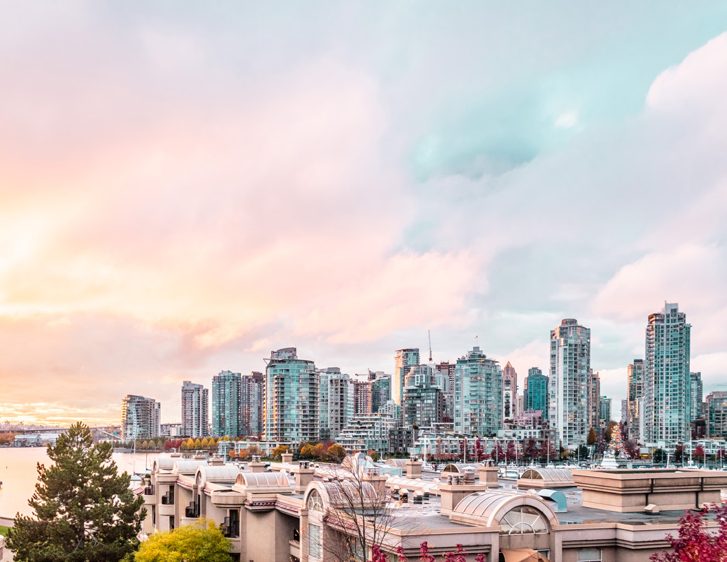 Minutes from Downtown